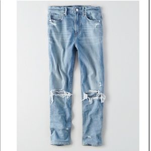 AE MOM JEAN in Cool Classic